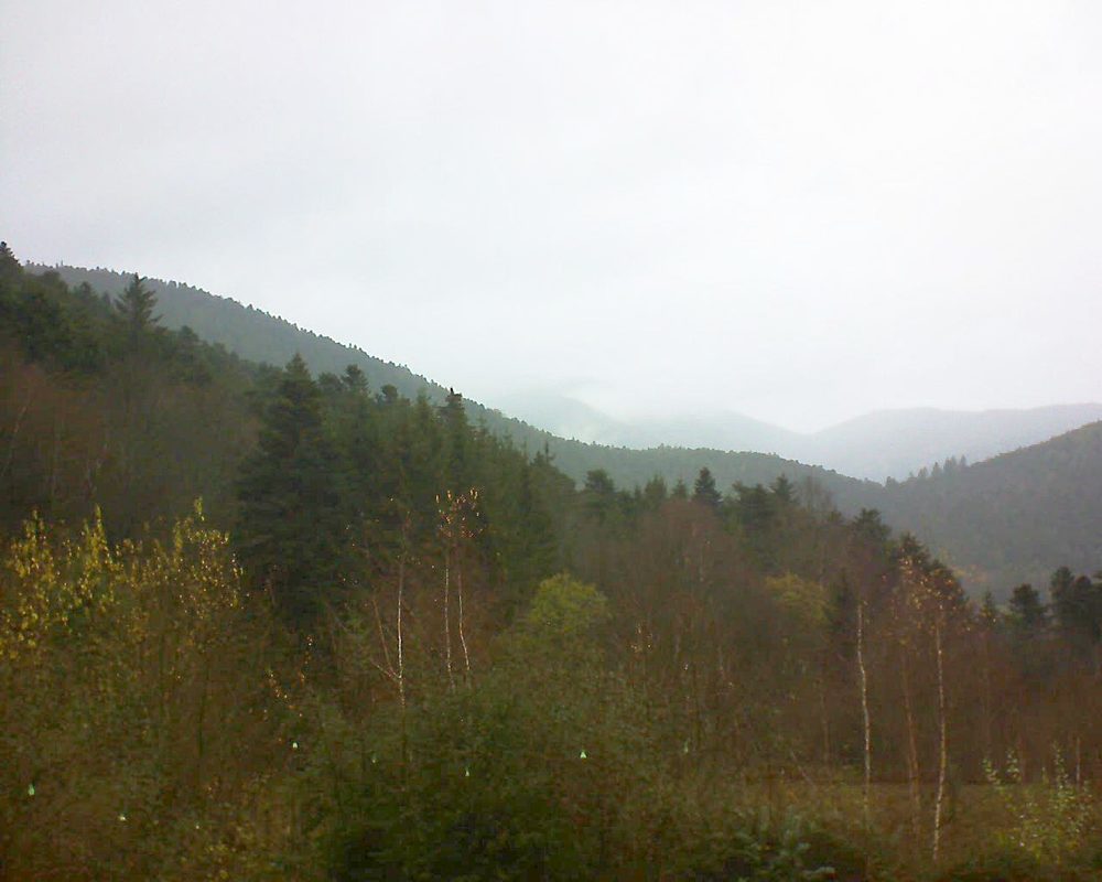 Le petit ballon vu depuis le Domaine Langmatt à Murbach le 02.12.2018 à 12:45 Le petit ballon (Alsace, Vosges) le 02.12.2018 à 12:45
