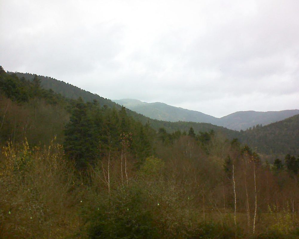 Le petit ballon vu depuis le Domaine Langmatt à Murbach le 03.12.2018 à 11:15 Le petit ballon (Alsace, Vosges) le 03.12.2018 à 11:15