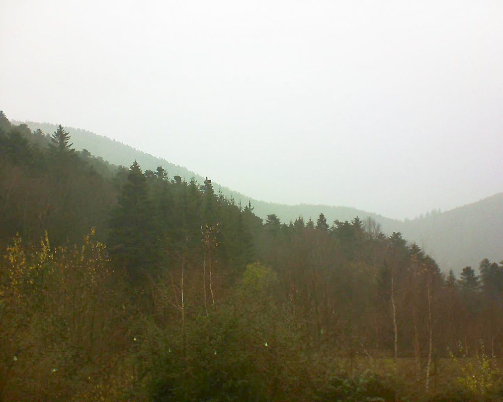 Le petit ballon vu depuis le Domaine Langmatt à Murbach le 03.12.2018 à 14:45 Le petit ballon (Alsace, Vosges) le 03.12.2018 à 14:45