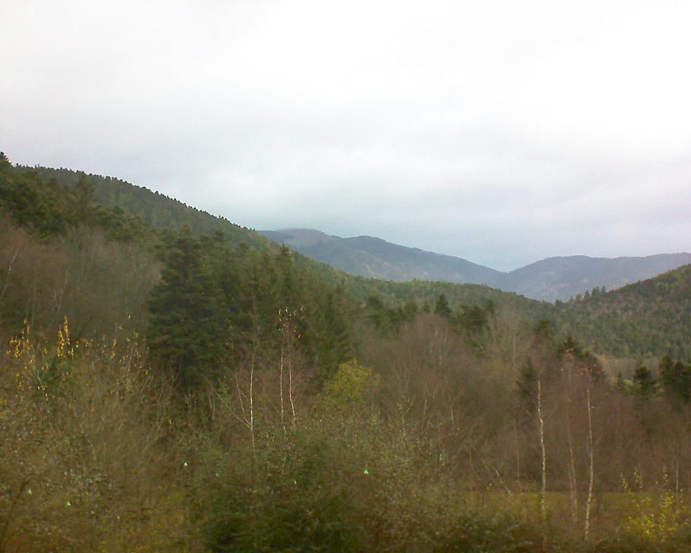 Le petit ballon vu depuis le Domaine Langmatt à Murbach le 04.12.2018 à 10:45 Le petit ballon (Alsace, Vosges) le 04.12.2018 à 10:45