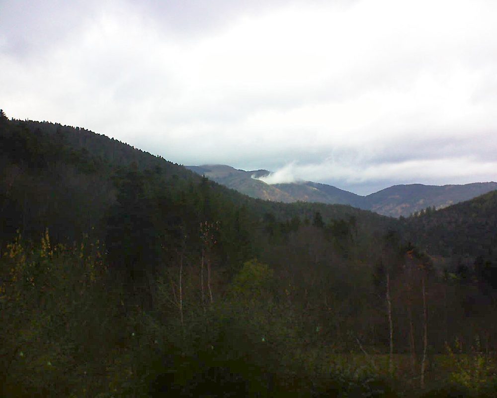 Le petit ballon vu depuis le Domaine Langmatt à Murbach le 04.12.2018 à 12:30 Le petit ballon (Alsace, Vosges) le 04.12.2018 à 12:30