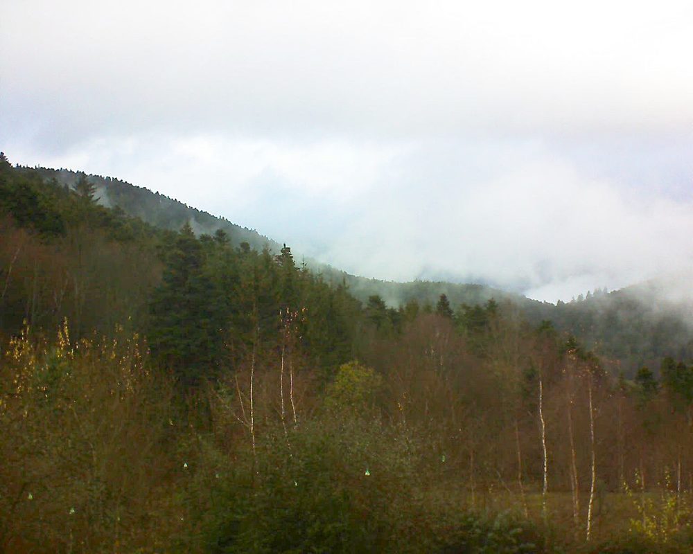 Le petit ballon vu depuis le Domaine Langmatt à Murbach le 04.12.2018 à 15:15 Le petit ballon (Alsace, Vosges) le 04.12.2018 à 15:15