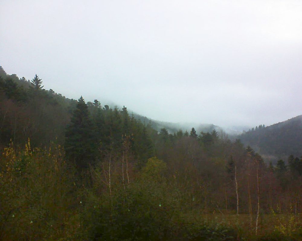 Le petit ballon vu depuis le Domaine Langmatt à Murbach le 05.12.2018 à 09:30 Le petit ballon (Alsace, Vosges) le 05.12.2018 à 09:30