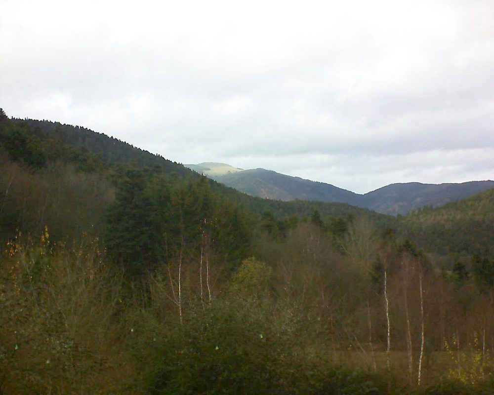 Le petit ballon vu depuis le Domaine Langmatt à Murbach le 06.12.2018 à 14:45 Le petit ballon (Alsace, Vosges) le 06.12.2018 à 14:45