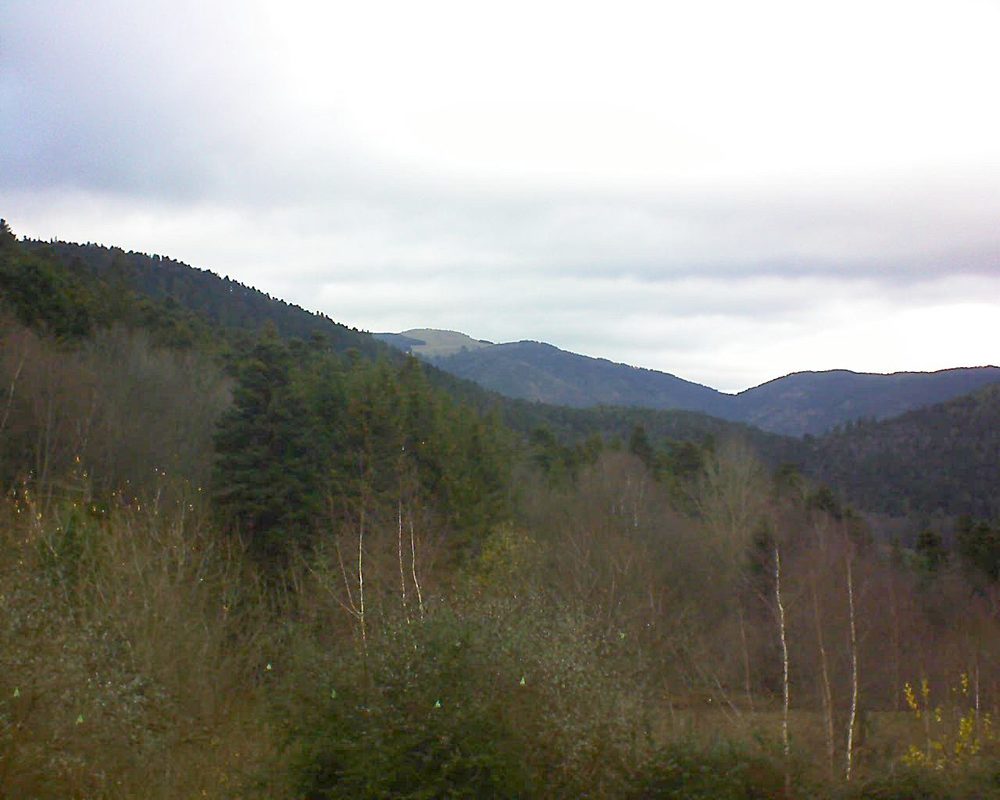 Le petit ballon vu depuis le Domaine Langmatt à Murbach le 07.12.2018 à 13:15 Le petit ballon (Alsace, Vosges) le 07.12.2018 à 13:15