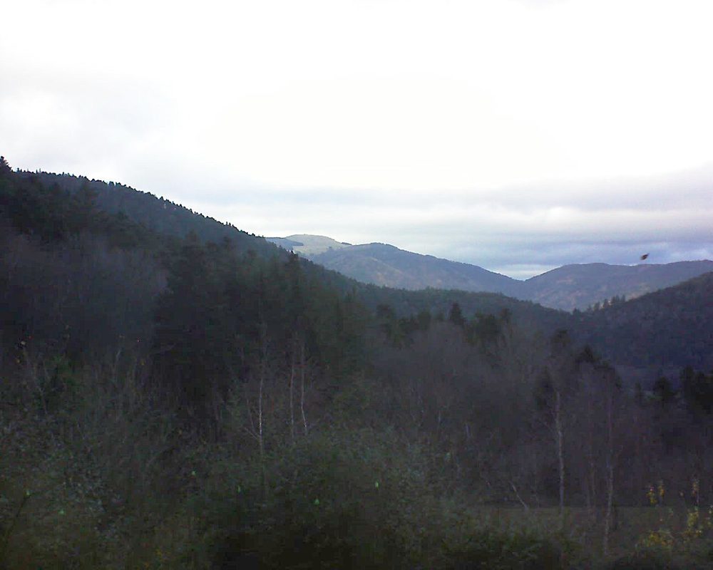 Le petit ballon vu depuis le Domaine Langmatt à Murbach le 07.12.2018 à 14:45 Le petit ballon (Alsace, Vosges) le 07.12.2018 à 14:45
