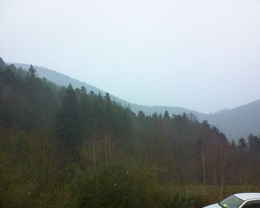 Le petit ballon vu depuis le Domaine Langmatt à Murbach le 09.12.2018 à 15:45 Le petit ballon (Alsace, Vosges) le 09.12.2018 à 15:45