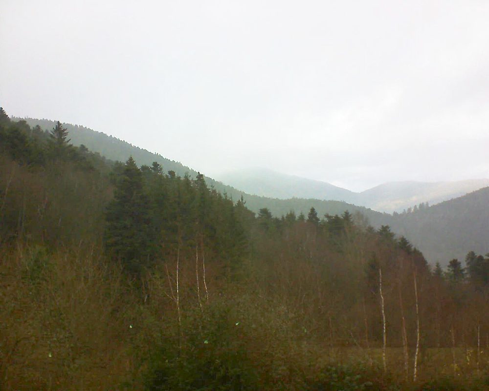 Le petit ballon vu depuis le Domaine Langmatt à Murbach le 10.12.2018 à 11:15 Le petit ballon (Alsace, Vosges) le 10.12.2018 à 11:15