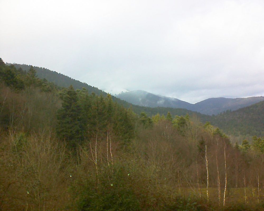 Le petit ballon vu depuis le Domaine Langmatt à Murbach le 10.12.2018 à 13:30 Le petit ballon (Alsace, Vosges) le 10.12.2018 à 13:30