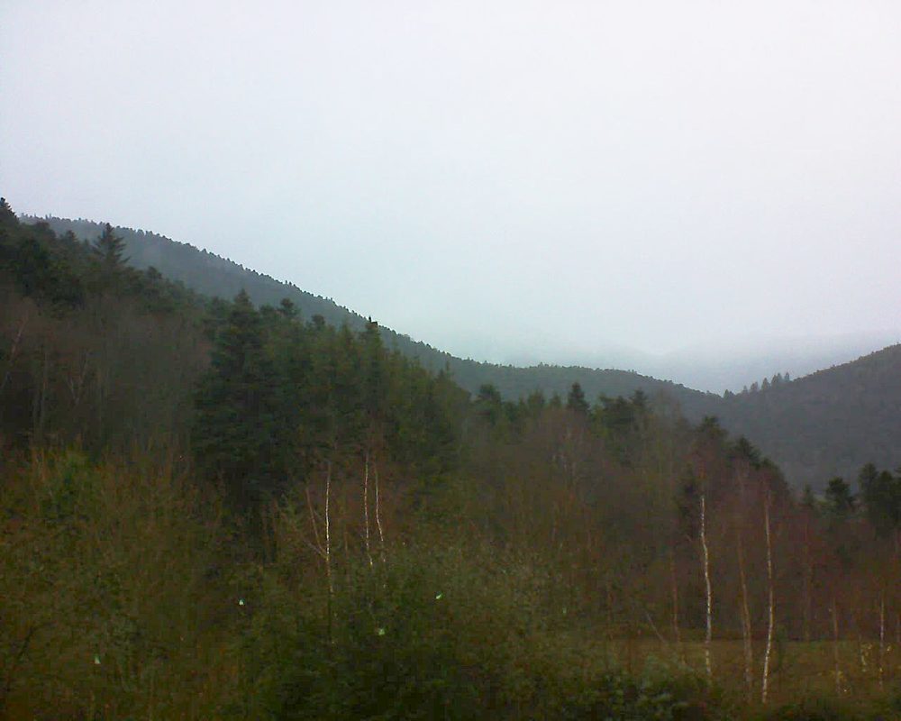 Le petit ballon vu depuis le Domaine Langmatt à Murbach le 10.12.2018 à 15:00 Le petit ballon (Alsace, Vosges) le 10.12.2018 à 15:00