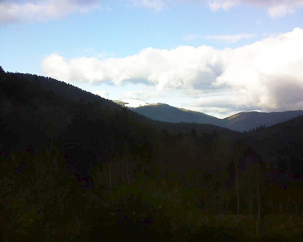 Le petit ballon vu depuis le Domaine Langmatt à Murbach le 11.12.2018 à 14:00 Le petit ballon (Alsace, Vosges) le 11.12.2018 à 14:00