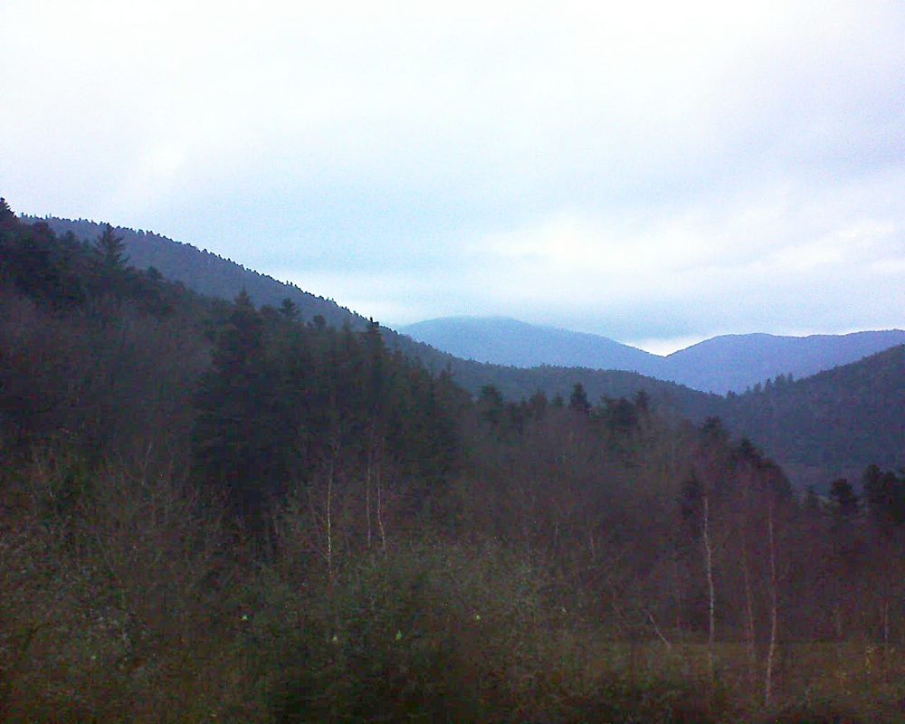 Le petit ballon vu depuis le Domaine Langmatt à Murbach le 11.12.2018 à 16:30 Le petit ballon (Alsace, Vosges) le 11.12.2018 à 16:30
