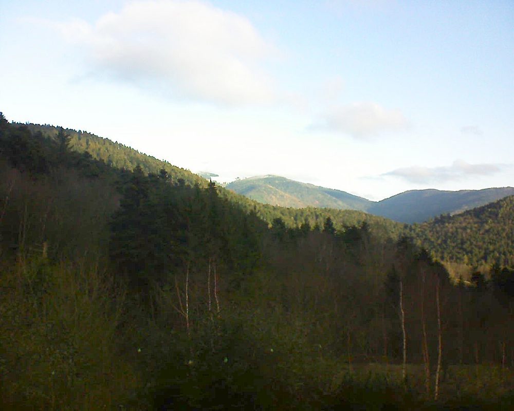 Le petit ballon vu depuis le Domaine Langmatt à Murbach le 12.12.2018 à 09:15 Le petit ballon (Alsace, Vosges) le 12.12.2018 à 09:15
