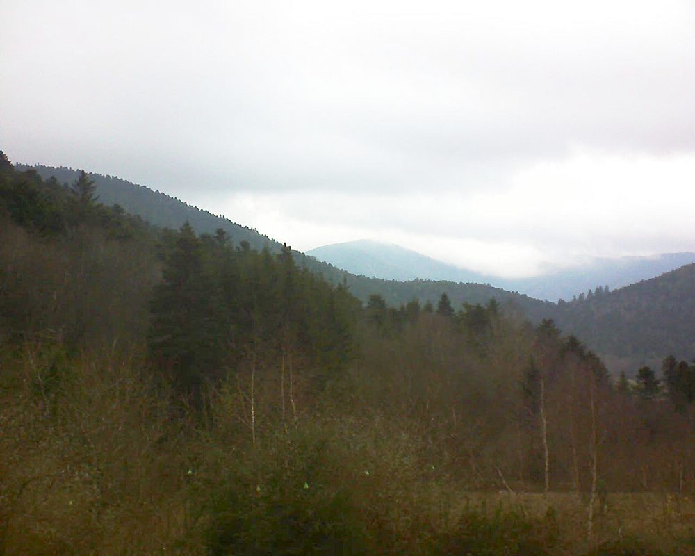 Le petit ballon vu depuis le Domaine Langmatt à Murbach le 13.12.2018 à 11:15 Le petit ballon (Alsace, Vosges) le 13.12.2018 à 11:15