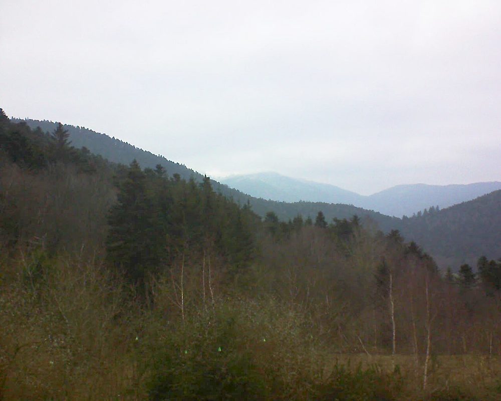 Le petit ballon vu depuis le Domaine Langmatt à Murbach le 14.12.2018 à 15:00 Le petit ballon (Alsace, Vosges) le 14.12.2018 à 15:00