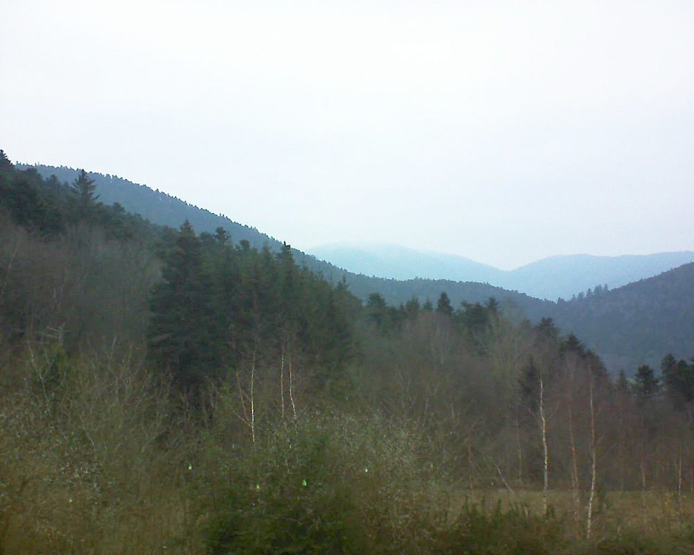 Le petit ballon vu depuis le Domaine Langmatt à Murbach le 15.12.2018 à 09:00 Le petit ballon (Alsace, Vosges) le 15.12.2018 à 09:00