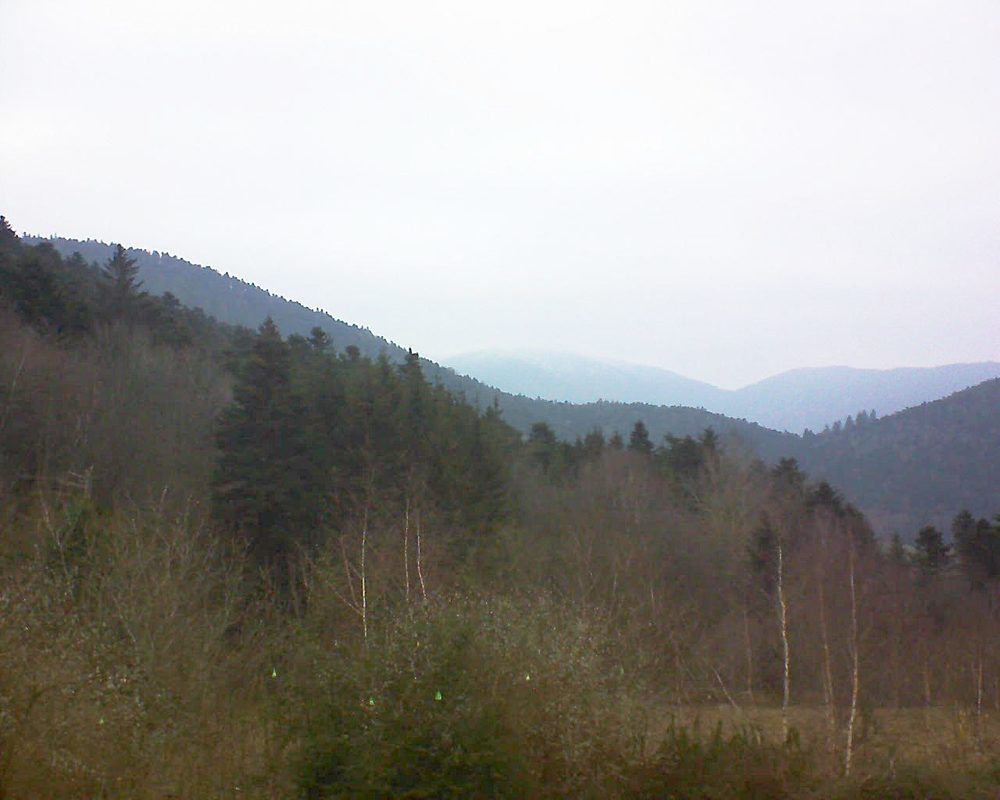 Le petit ballon vu depuis le Domaine Langmatt à Murbach le 15.12.2018 à 09:45 Le petit ballon (Alsace, Vosges) le 15.12.2018 à 09:45