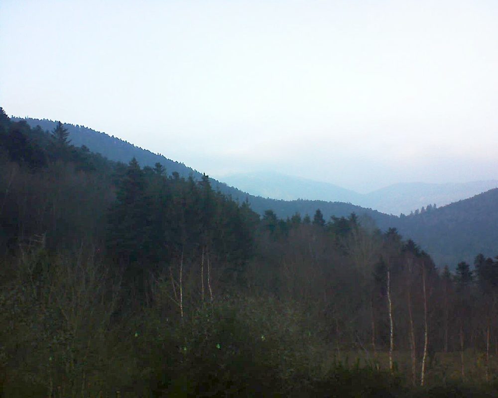 Le petit ballon vu depuis le Domaine Langmatt à Murbach le 15.12.2018 à 15:30 Le petit ballon (Alsace, Vosges) le 15.12.2018 à 15:30