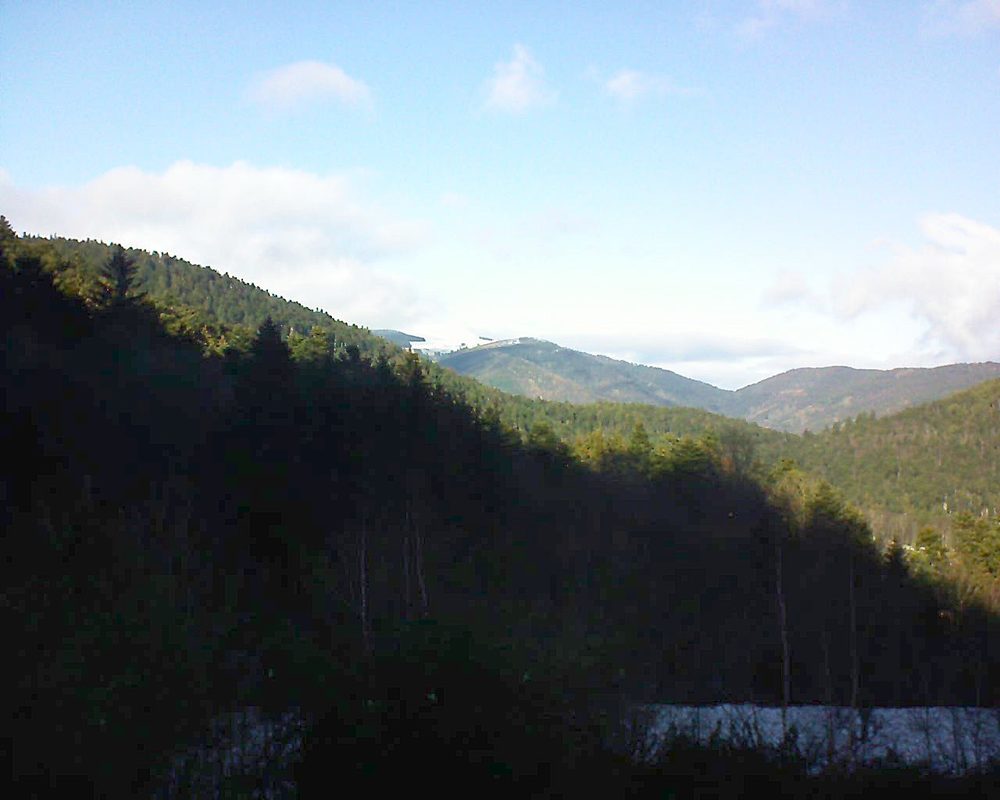 Le petit ballon vu depuis le Domaine Langmatt à Murbach le 16.12.2018 à 13:30 Le petit ballon (Alsace, Vosges) le 16.12.2018 à 13:30