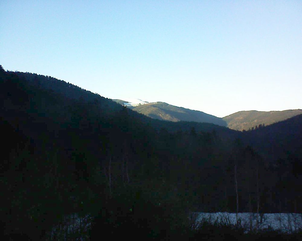 Le petit ballon vu depuis le Domaine Langmatt à Murbach le 16.12.2018 à 15:45 Le petit ballon (Alsace, Vosges) le 16.12.2018 à 15:45
