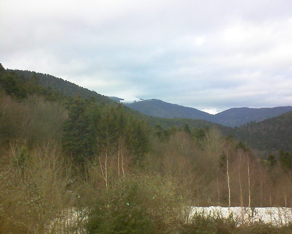 Le petit ballon vu depuis le Domaine Langmatt à Murbach le 17.12.2018 à 14:45 Le petit ballon (Alsace, Vosges) le 17.12.2018 à 14:45