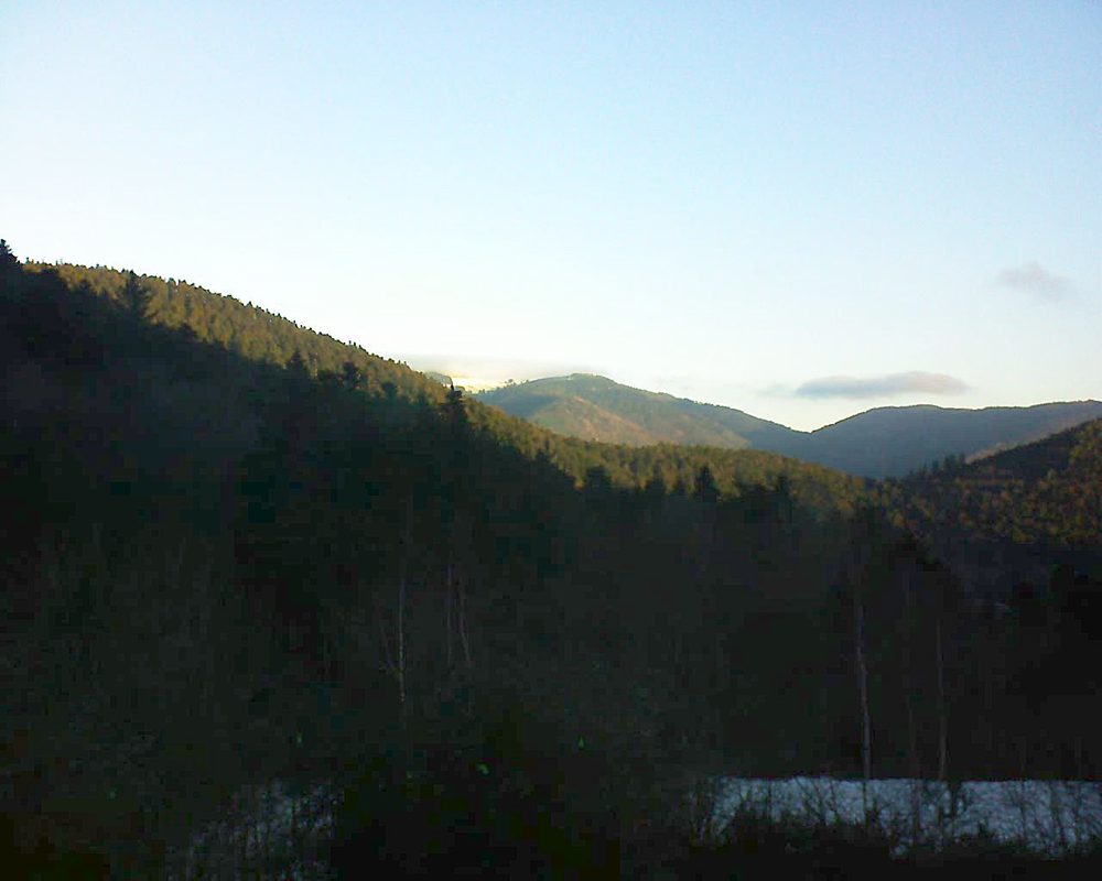 Le petit ballon vu depuis le Domaine Langmatt à Murbach le 18.12.2018 à 08:45 Le petit ballon (Alsace, Vosges) le 18.12.2018 à 08:45