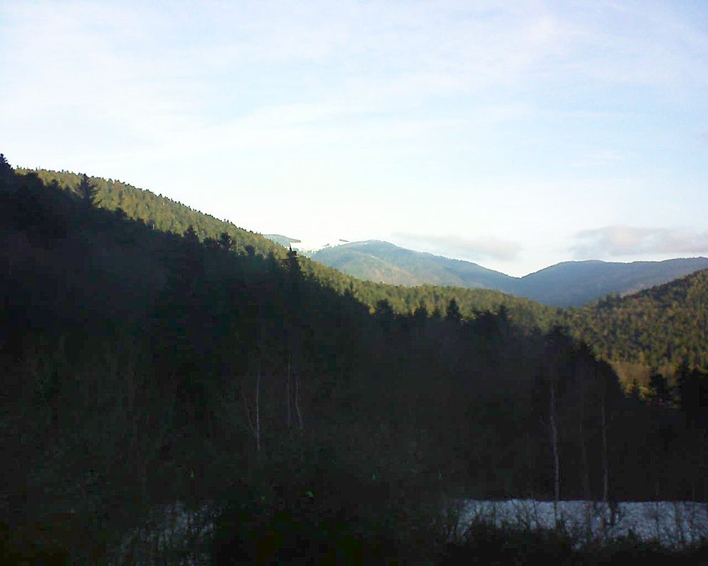 Le petit ballon vu depuis le Domaine Langmatt à Murbach le 18.12.2018 à 09:30 Le petit ballon (Alsace, Vosges) le 18.12.2018 à 09:30