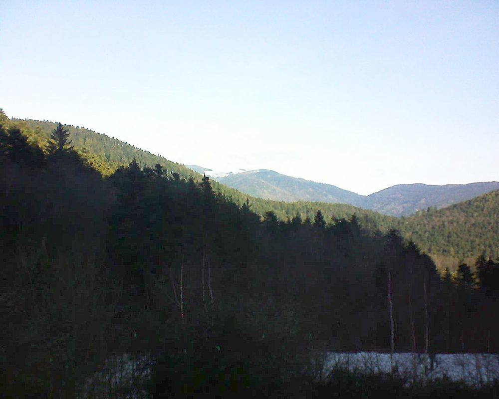 Le petit ballon vu depuis le Domaine Langmatt à Murbach le 18.12.2018 à 10:45 Le petit ballon (Alsace, Vosges) le 18.12.2018 à 10:45