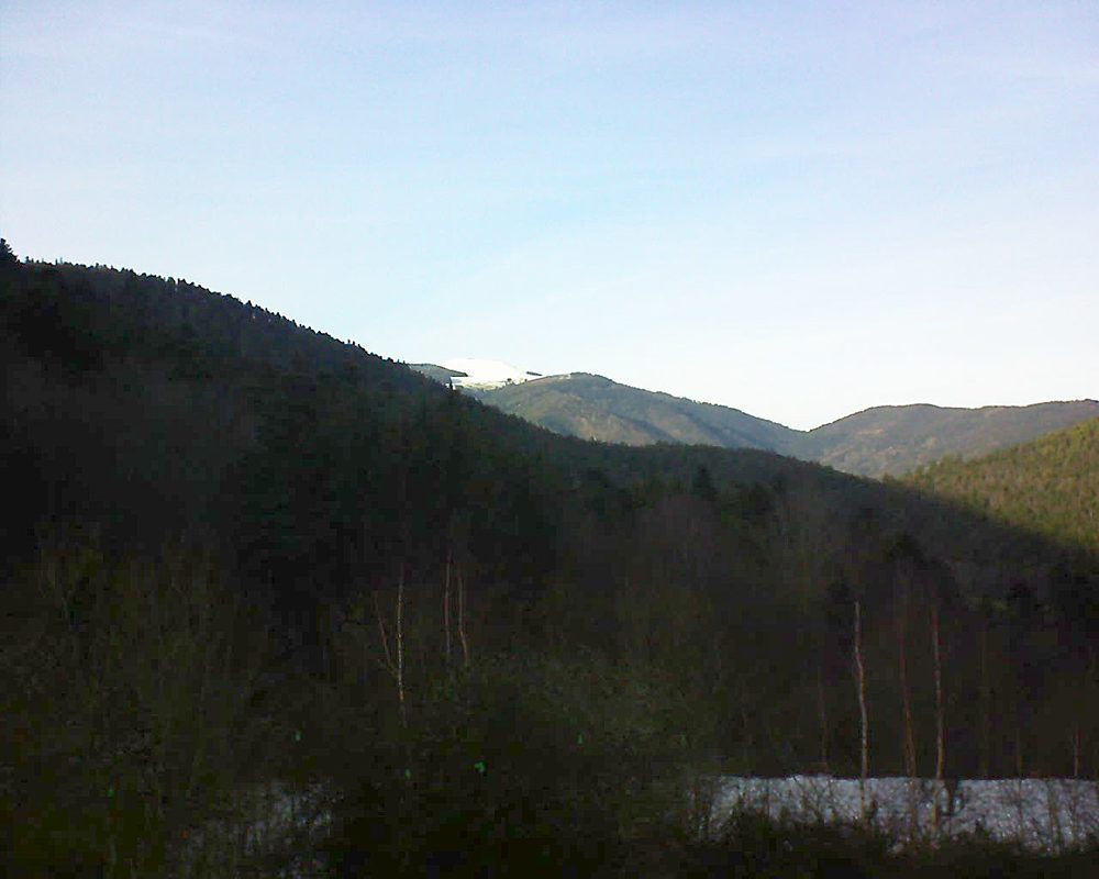 Le petit ballon vu depuis le Domaine Langmatt à Murbach le 18.12.2018 à 15:00 Le petit ballon (Alsace, Vosges) le 18.12.2018 à 15:00