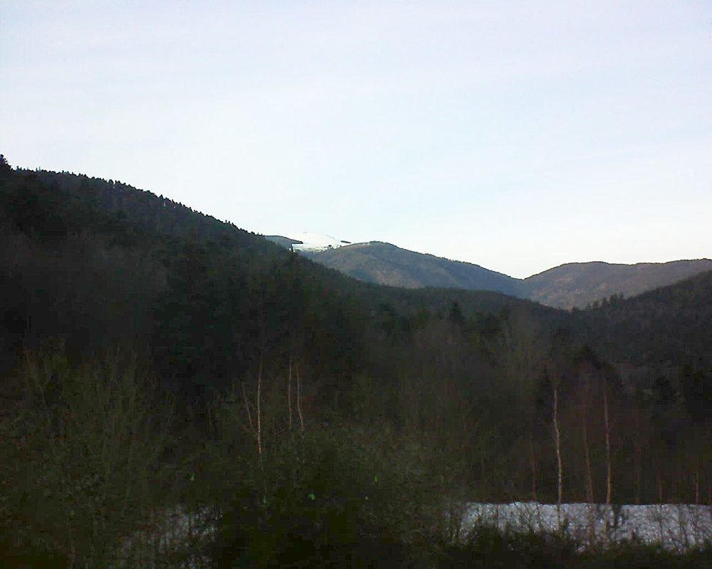 Le petit ballon vu depuis le Domaine Langmatt à Murbach le 18.12.2018 à 15:30 Le petit ballon (Alsace, Vosges) le 18.12.2018 à 15:30