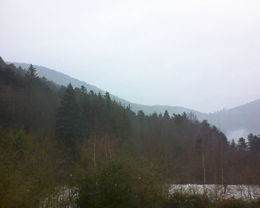 Le petit ballon vu depuis le Domaine Langmatt à Murbach le 19.12.2018 à 11:30 Le petit ballon (Alsace, Vosges) le 19.12.2018 à 11:30