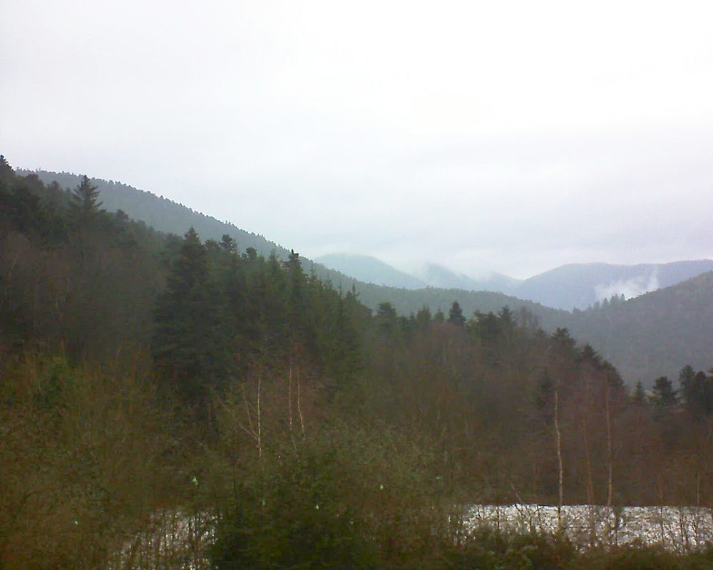 Le petit ballon vu depuis le Domaine Langmatt à Murbach le 19.12.2018 à 11:45 Le petit ballon (Alsace, Vosges) le 19.12.2018 à 11:45