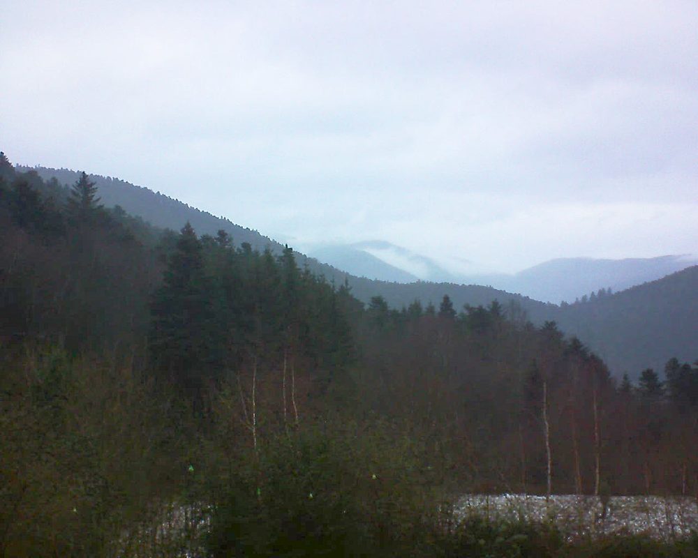 Le petit ballon vu depuis le Domaine Langmatt à Murbach le 19.12.2018 à 15:30 Le petit ballon (Alsace, Vosges) le 19.12.2018 à 15:30