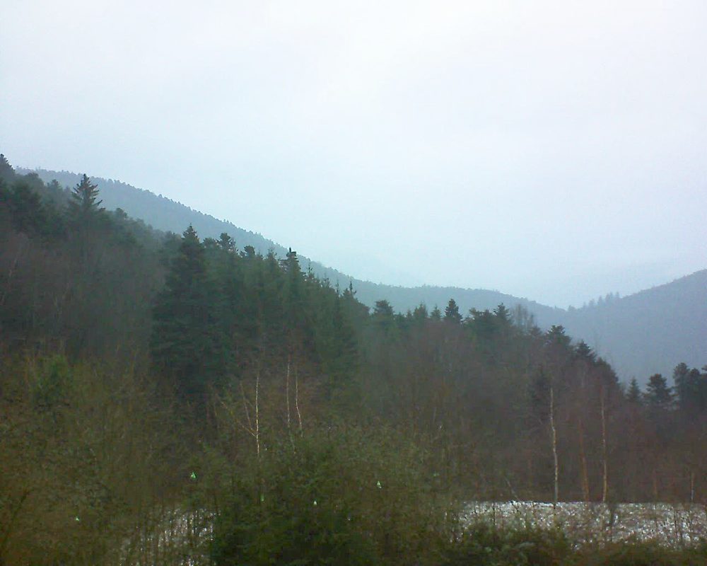 Le petit ballon vu depuis le Domaine Langmatt à Murbach le 19.12.2018 à 15:45 Le petit ballon (Alsace, Vosges) le 19.12.2018 à 15:45