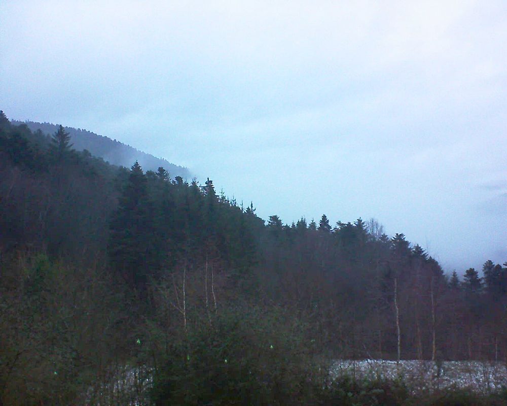 Le petit ballon vu depuis le Domaine Langmatt à Murbach le 19.12.2018 à 16:15 Le petit ballon (Alsace, Vosges) le 19.12.2018 à 16:15