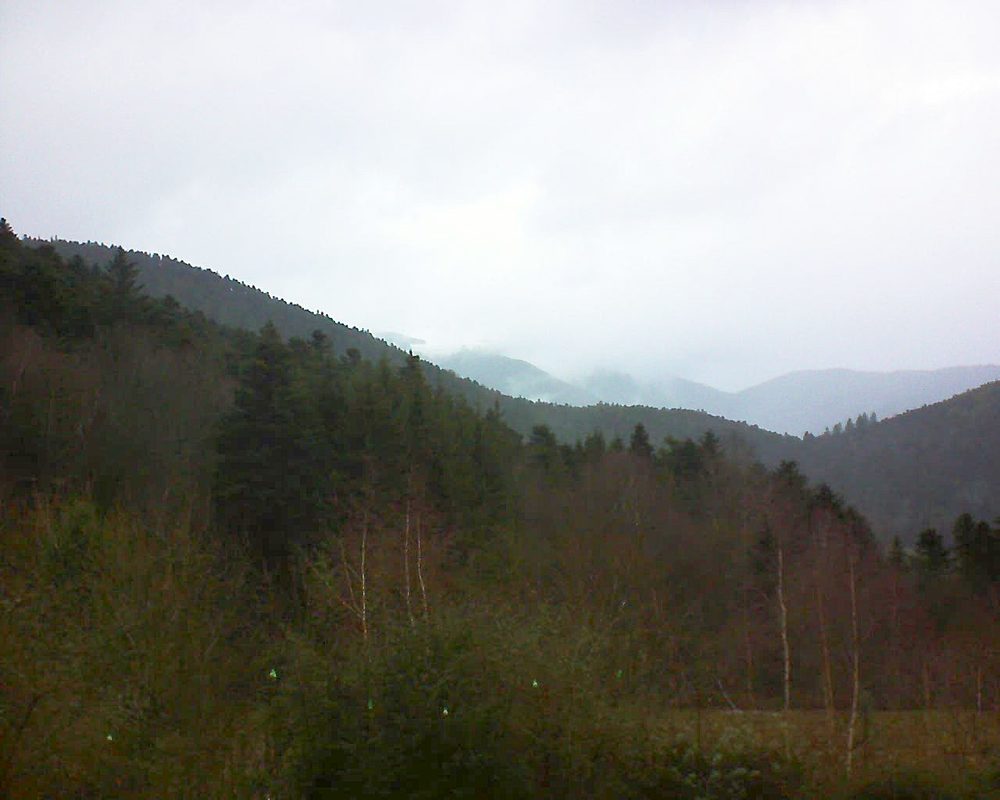 Le petit ballon vu depuis le Domaine Langmatt à Murbach le 20.12.2018 à 09:30 Le petit ballon (Alsace, Vosges) le 20.12.2018 à 09:30