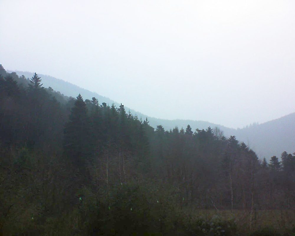 Le petit ballon vu depuis le Domaine Langmatt à Murbach le 20.12.2018 à 15:00 Le petit ballon (Alsace, Vosges) le 20.12.2018 à 15:00