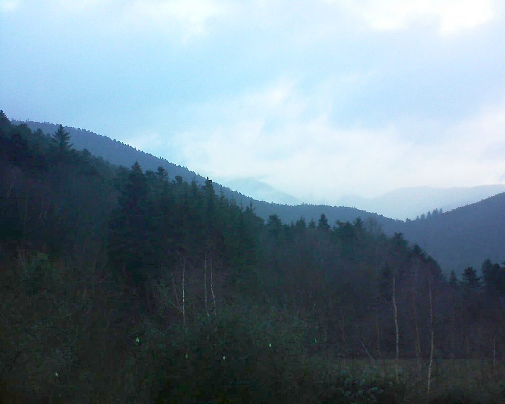 Le petit ballon vu depuis le Domaine Langmatt à Murbach le 20.12.2018 à 15:15 Le petit ballon (Alsace, Vosges) le 20.12.2018 à 15:15