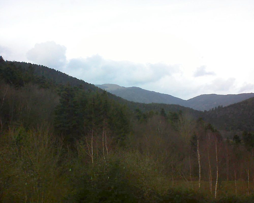Le petit ballon vu depuis le Domaine Langmatt à Murbach le 22.12.2018 à 14:15 Le petit ballon (Alsace, Vosges) le 22.12.2018 à 14:15