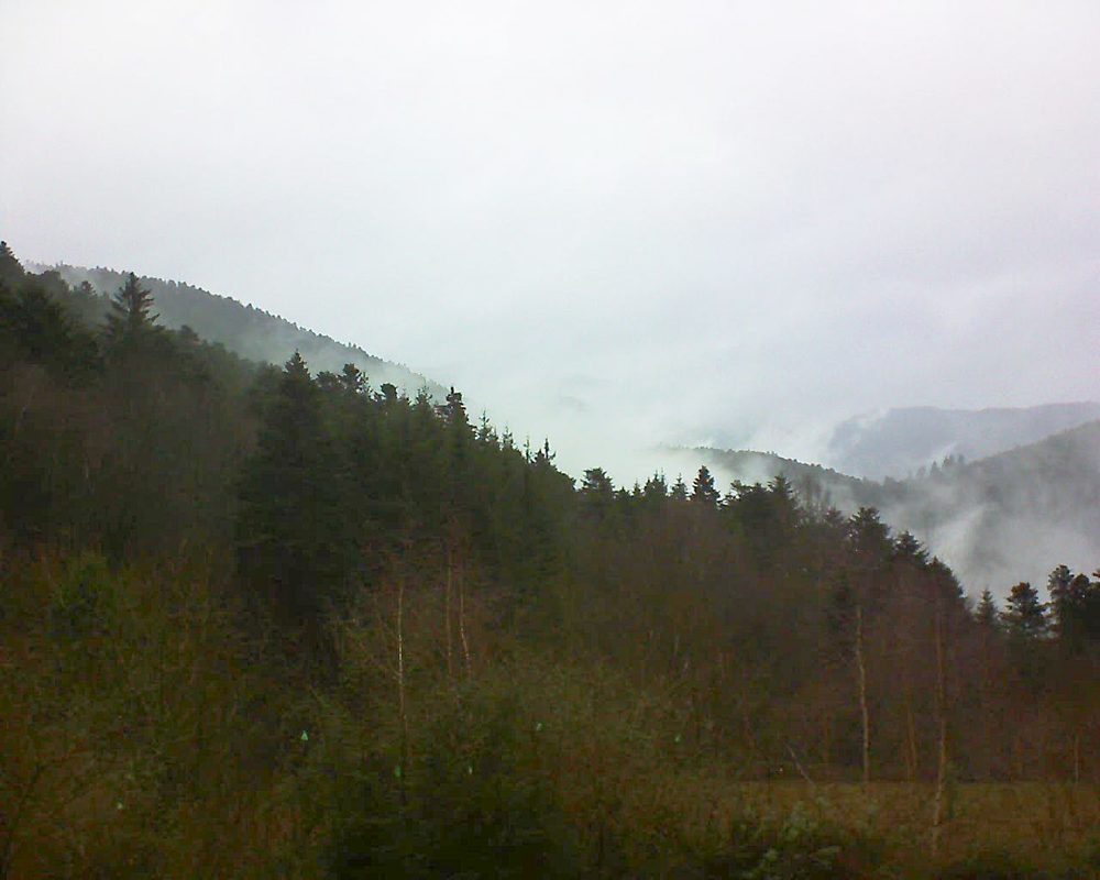 Le petit ballon vu depuis le Domaine Langmatt à Murbach le 23.12.2018 à 13:15 Le petit ballon (Alsace, Vosges) le 23.12.2018 à 13:15