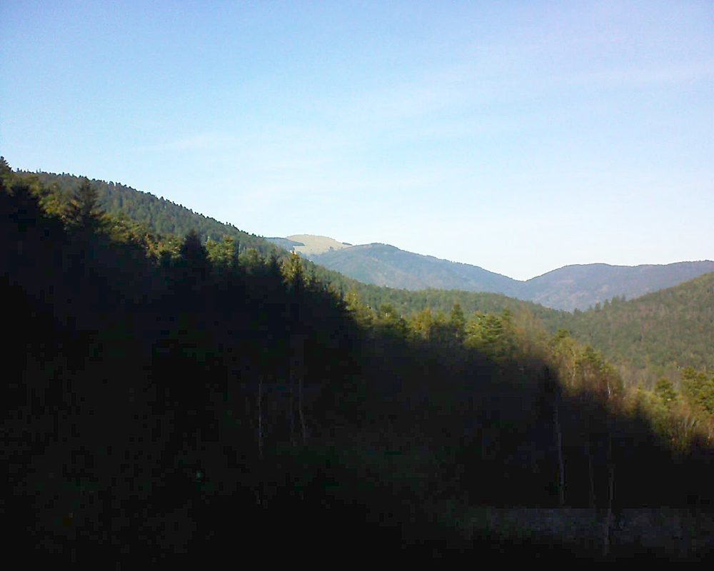 Le petit ballon vu depuis le Domaine Langmatt à Murbach le 25.12.2018 à 13:30 Le petit ballon (Alsace, Vosges) le 25.12.2018 à 13:30