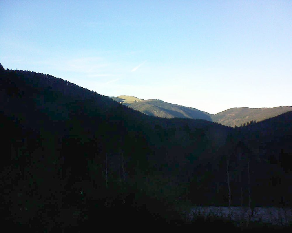Le petit ballon vu depuis le Domaine Langmatt à Murbach le 26.12.2018 à 15:30 Le petit ballon (Alsace, Vosges) le 26.12.2018 à 15:30