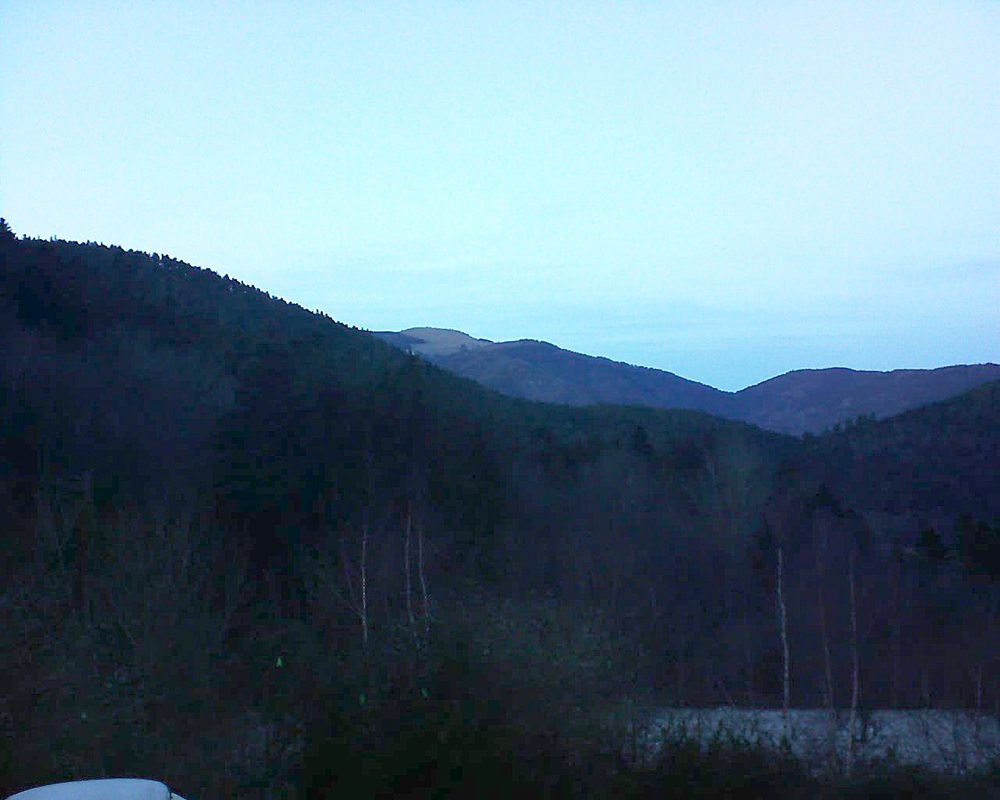 Le petit ballon vu depuis le Domaine Langmatt à Murbach le 26.12.2018 à 16:45 Le petit ballon (Alsace, Vosges) le 26.12.2018 à 16:45