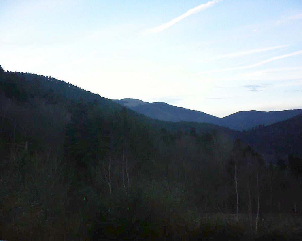Le petit ballon vu depuis le Domaine Langmatt à Murbach le 28.12.2018 à 09:00 Le petit ballon (Alsace, Vosges) le 28.12.2018 à 09:00