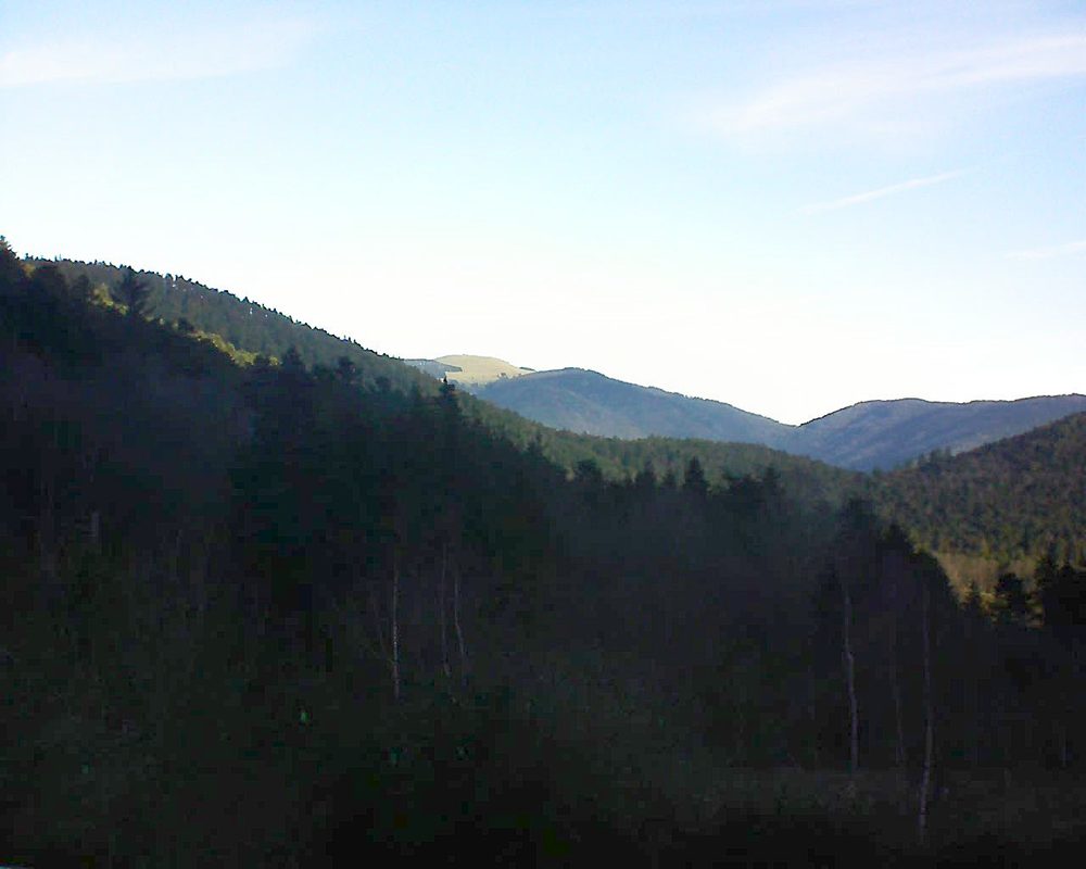 Le petit ballon vu depuis le Domaine Langmatt à Murbach le 28.12.2018 à 10:00 Le petit ballon (Alsace, Vosges) le 28.12.2018 à 10:00