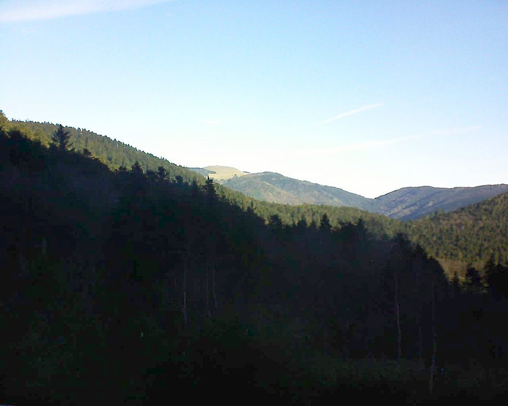 Le petit ballon vu depuis le Domaine Langmatt à Murbach le 28.12.2018 à 10:15 Le petit ballon (Alsace, Vosges) le 28.12.2018 à 10:15