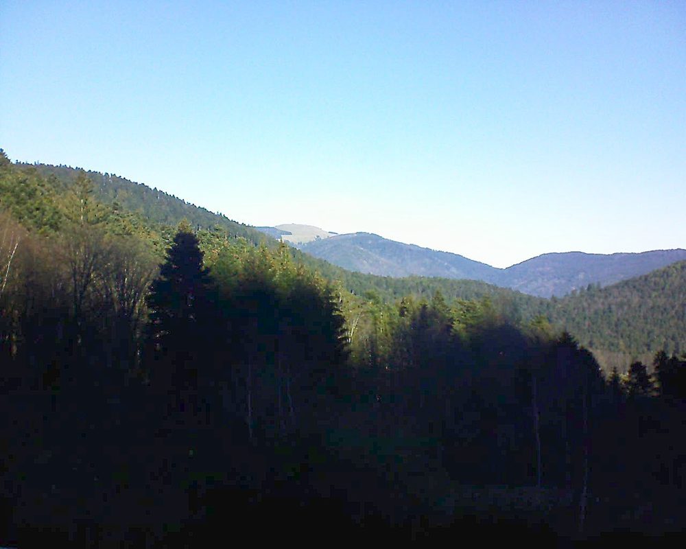 Le petit ballon vu depuis le Domaine Langmatt à Murbach le 28.12.2018 à 11:30 Le petit ballon (Alsace, Vosges) le 28.12.2018 à 11:30