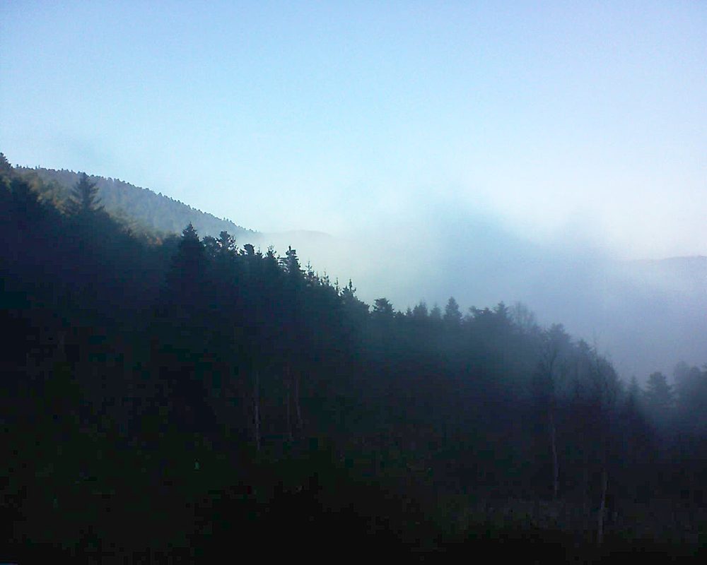 Le petit ballon vu depuis le Domaine Langmatt à Murbach le 28.12.2018 à 14:00 Le petit ballon (Alsace, Vosges) le 28.12.2018 à 14:00