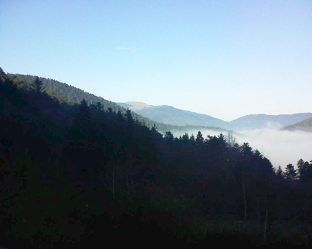 Le petit ballon vu depuis le Domaine Langmatt à Murbach le 28.12.2018 à 14:15 Le petit ballon (Alsace, Vosges) le 28.12.2018 à 14:15