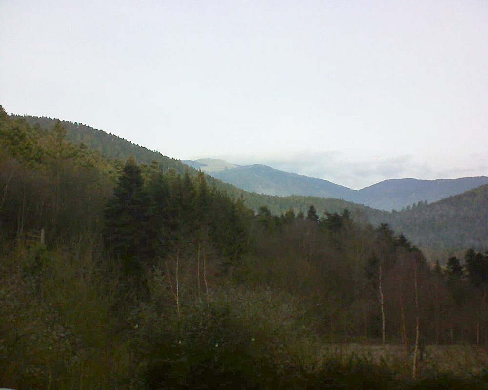 Le petit ballon vu depuis le Domaine Langmatt à Murbach le 29.12.2018 à 11:15 Le petit ballon (Alsace, Vosges) le 29.12.2018 à 11:15